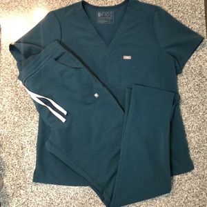 Figs Caribbean Blue Catarina L Yolo M/Tall